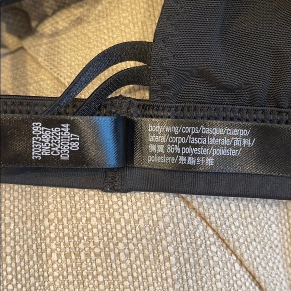 VICTORIA Sport Workout Top with Lace Back Sz L - Picture 6 of 6